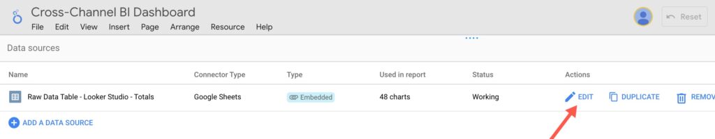 Create custom group in the data source level in Looker Studio.